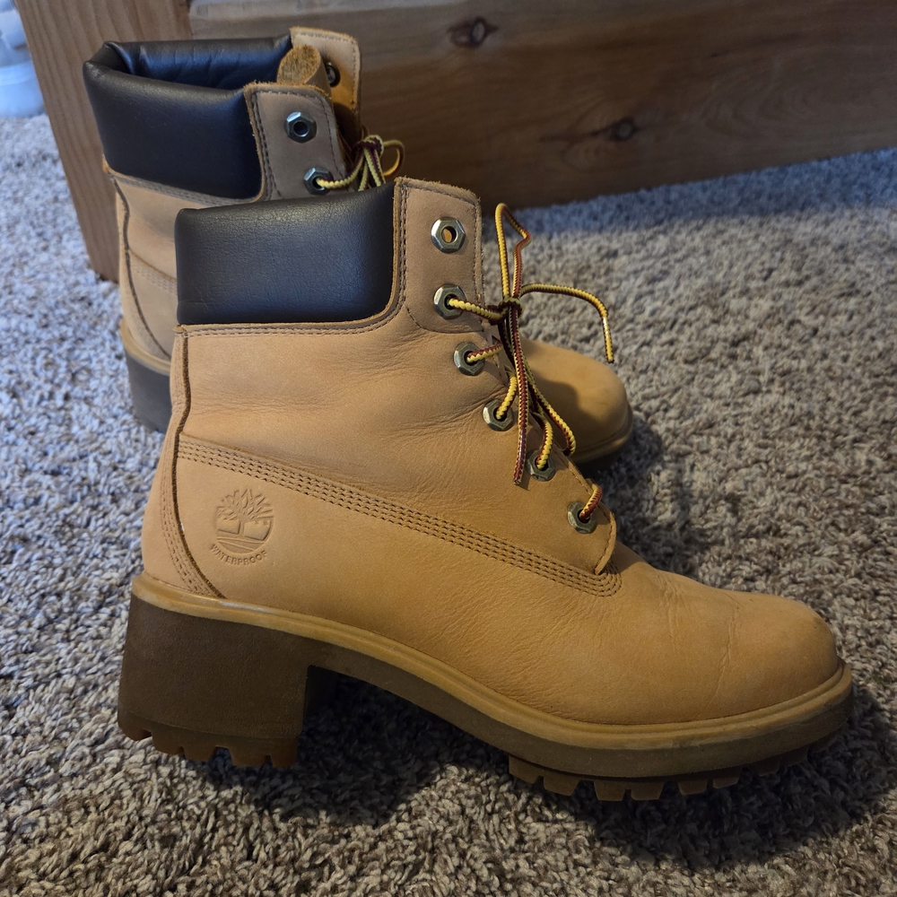 Timberland Women's Tan Leather Boots Size 8.5